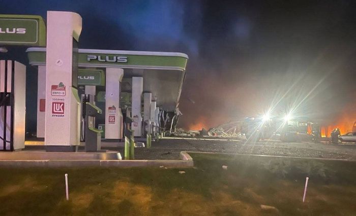 В Дагестане прогремел взрыв на АЗС, пять человек погибли В Дагестане прогремел взрыв на АЗС, пять человек погибли