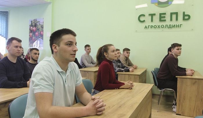 Агрохолдинг «СТЕПЬ» развивает корпоративную аудиторию на базе ДонГАУ Агрохолдинг «СТЕПЬ» развивает корпоративную аудиторию на базе ДонГАУ