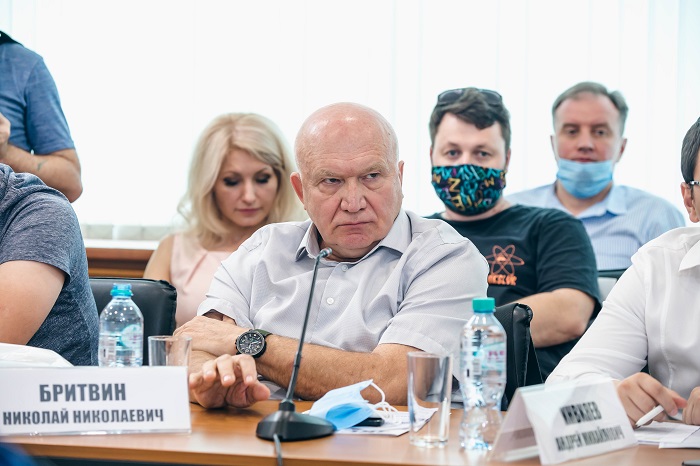 Застройщик микрорайона «Суворовский» заявил, что властям Ростова не хватает компетенций Застройщик микрорайона «Суворовский» заявил, что властям Ростова не хватает компетенций