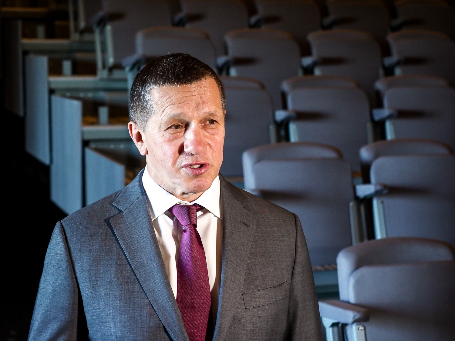 Вице-премьер России Юрий Трутнев раскритиковал работу экспоцентра в Минводах Вице-премьер России Юрий Трутнев раскритиковал работу экспоцентра в Минводах