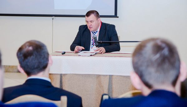 Центробанк создает службу контроля за рисками, но кризиса не видит Центробанк создает службу контроля за рисками, но кризиса не видит