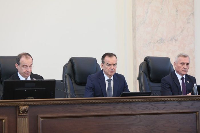 На Кубани увеличили дорожный фонд до 60,5 млрд рублей На Кубани увеличили дорожный фонд до 60,5 млрд рублей