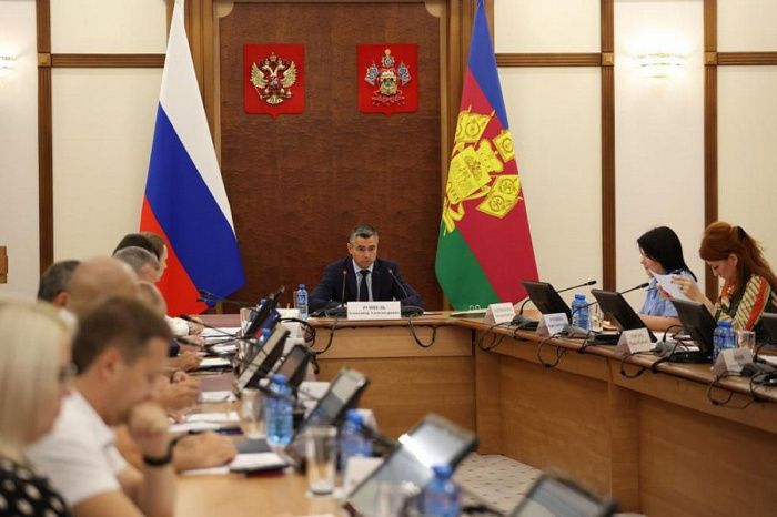 Краснодарский край с начала года посетили 11,6 миллиона туристов Краснодарский край с начала года посетили 11,6 миллиона туристов