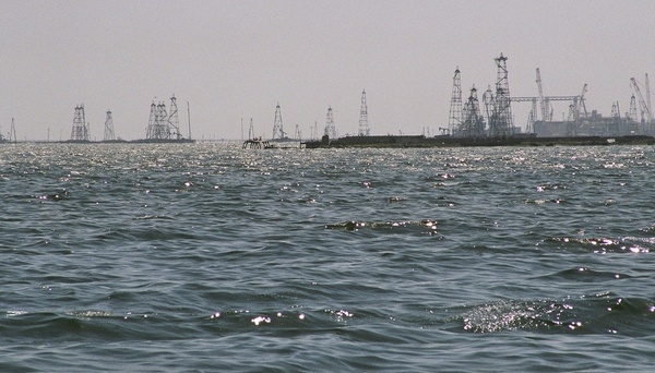 Вьетнамская PetroVietnam готова инвестировать 300 млн долларов в дагестанскую нефть Вьетнамская PetroVietnam готова инвестировать 300 млн долларов в дагестанскую нефть