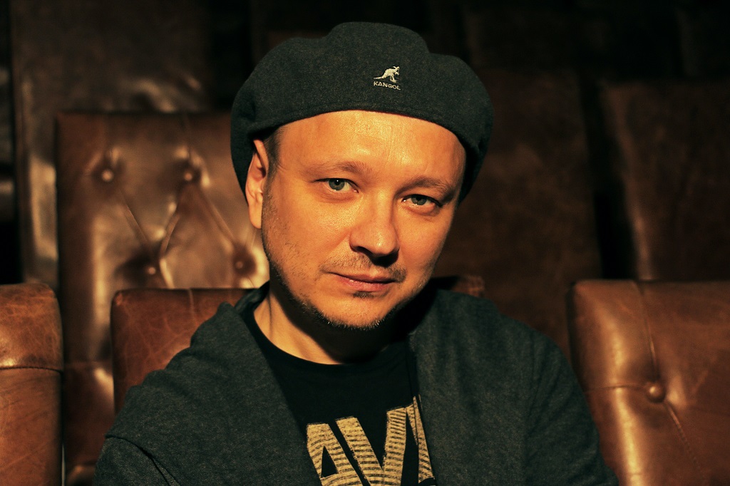 «Актуальный театр – тот, который дает зрителю возможность заглянуть в будущее» «Актуальный театр – тот, который дает зрителю возможность заглянуть в будущее»
