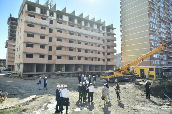 В Краснодаре дольщикам 12 долгостроев выплатят компенсации В Краснодаре дольщикам 12 долгостроев выплатят компенсации