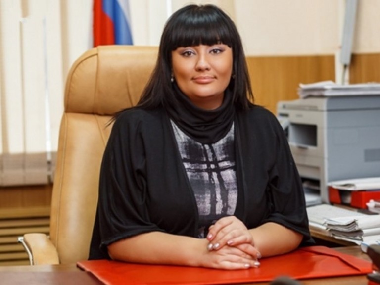Экс-председателя районного суда Волгограда Юлию Добрынину приговорили к 2 годам тюрьмы