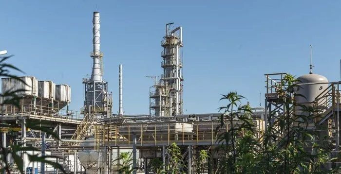 Пожар на Ильском НПЗ в Краснодарском крае полностью потушили в четыре утра Пожар на Ильском НПЗ в Краснодарском крае полностью потушили в четыре утра