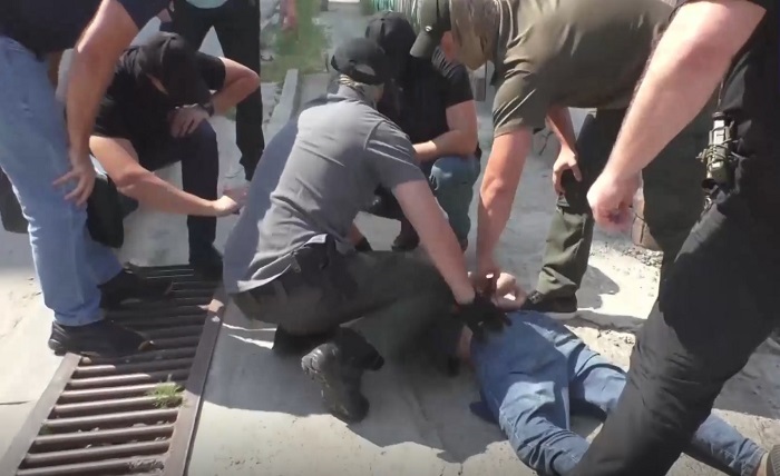 В Черкесске ФСБ предотвратила террористические акты в военкомате и прокуратуре В Черкесске ФСБ предотвратила террористические акты в военкомате и прокуратуре