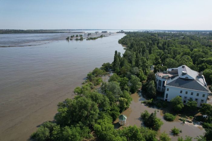 Прорыв дамбы Каховской ГЭС не повлияет на бесперебойное водоснабжение Севастополя Прорыв дамбы Каховской ГЭС не повлияет на бесперебойное водоснабжение Севастополя