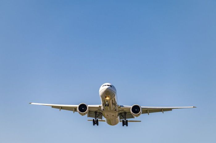Airbus A321 авиарейса «Москва — Сочи» совершил экстренную посадку в Минводах Airbus A321 авиарейса «Москва — Сочи» совершил экстренную посадку в Минводах
