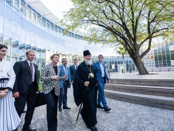 В Сириусе Елена Шмелева и патриарх Кирилл запланировали провести форум о науке, религии и искусстве В Сириусе Елена Шмелева и патриарх Кирилл запланировали провести форум о науке, религии и искусстве