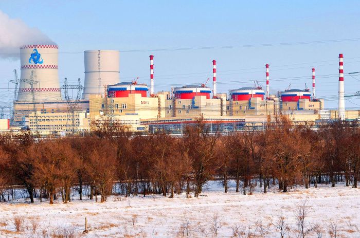 ЧП на Ростовской АЭС: погиб человек при возгорании трансформатора энергоблока ЧП на Ростовской АЭС: погиб человек при возгорании трансформатора энергоблока