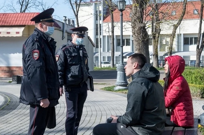 В Краснодаре за нарушение масочного режима за выходные составили 243 протокола В Краснодаре за нарушение масочного режима за выходные составили 243 протокола
