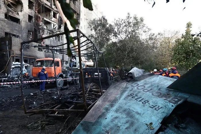 Жильцы пострадавшего при падении Су-34 дома в Ейске вернутся в свои квартиры 1 ноября Жильцы пострадавшего при падении Су-34 дома в Ейске вернутся в свои квартиры 1 ноября