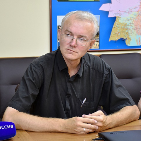 Олег Шеин: «Удивить контактами с московскими начальниками здесь никого нельзя» Олег Шеин: «Удивить контактами с московскими начальниками здесь никого нельзя»