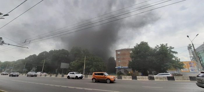 В Ростове пожар — горит строящийся дом на проспекте Нагибина В Ростове пожар — горит строящийся дом на проспекте Нагибина