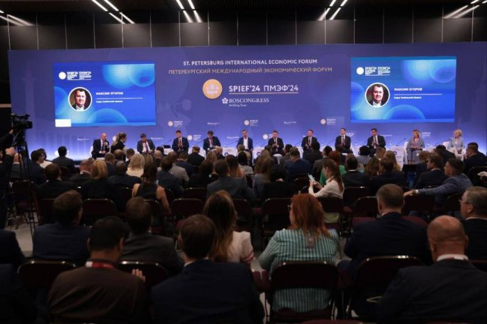 Губернатор Развозжаев заявил о подготовке к туристическому буму в Севастополе Губернатор Развозжаев заявил о подготовке к туристическому буму в Севастополе