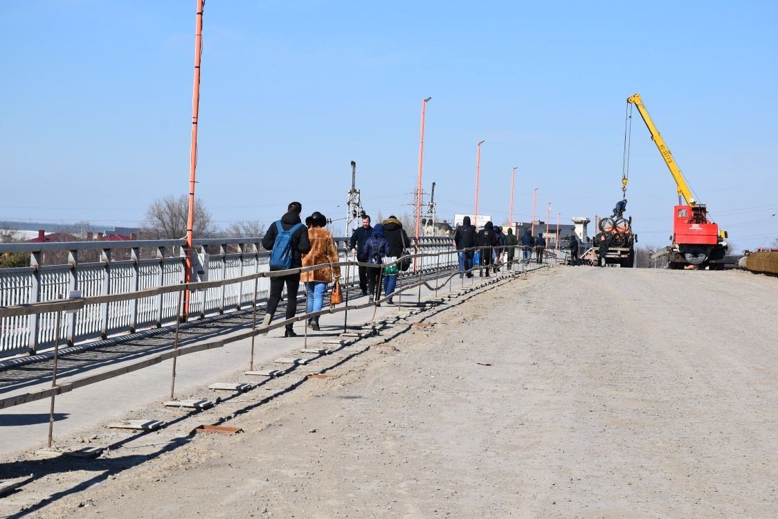 Подъездные дороги к путепроводу на ул. Малиновского в Ростове начнут строить с 22 марта Подъездные дороги к путепроводу на ул. Малиновского в Ростове начнут строить с 22 марта