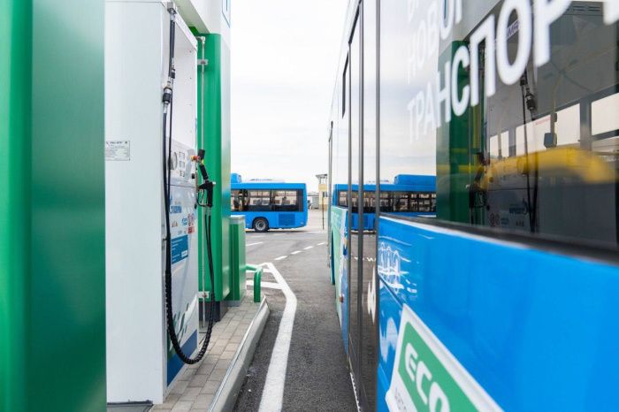 К концу 2024 года автобусный парк Сочи пополнится до 300 машин на метане