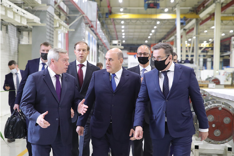 Михаил Мишустин пообещал 4 млрд «Ростсельмашу» Михаил Мишустин пообещал 4 млрд «Ростсельмашу»