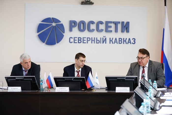 Органы власти и энергетики разрабатывают совместные механизмы снижения долгов «бюджетников» Ингушетии за электроэнергию Органы власти и энергетики разрабатывают совместные механизмы снижения долгов «бюджетников» Ингушетии за электроэнергию