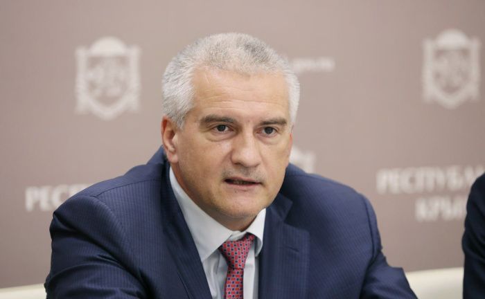 Трасса «Таврида» в Крыму перекрыта из-за пожара Трасса «Таврида» в Крыму перекрыта из-за пожара