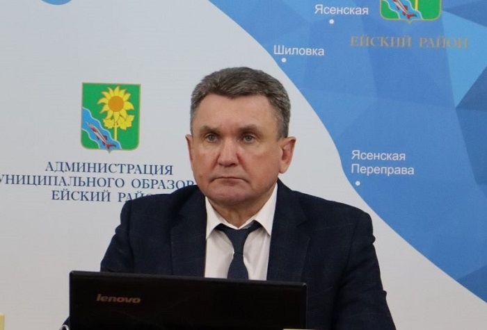 Главу администрации Ейского района Кубани депутаты отправили в досрочную отставку Главу администрации Ейского района Кубани депутаты отправили в досрочную отставку