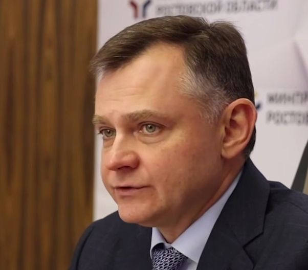 Юрий Слюсарь уволил арестованного вице-губернатора Ростовской области Юрий Слюсарь уволил арестованного вице-губернатора Ростовской области