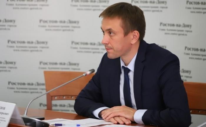 Глава департамента ЖКХ и энергетики Ростова Максим Неснов покинул свой пост 31 августа Глава департамента ЖКХ и энергетики Ростова Максим Неснов покинул свой пост 31 августа