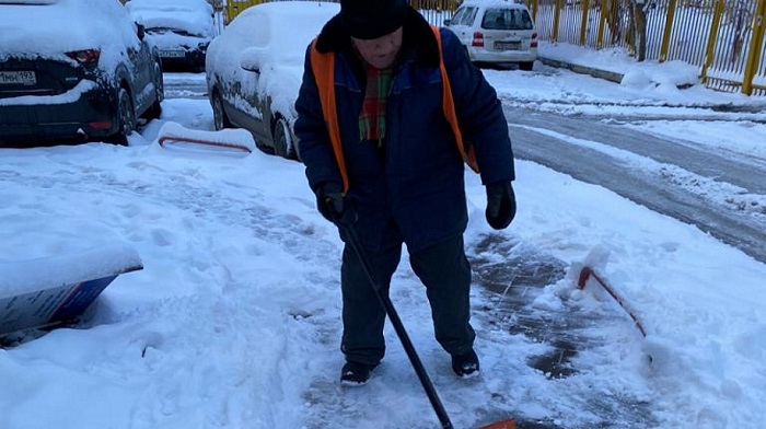 В Краснодаре 110 управляющих компаний оштрафовали за неубранный снег во дворах