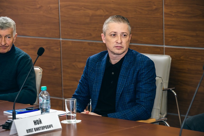 Олег Ной.jpg Олег Ной.jpg
