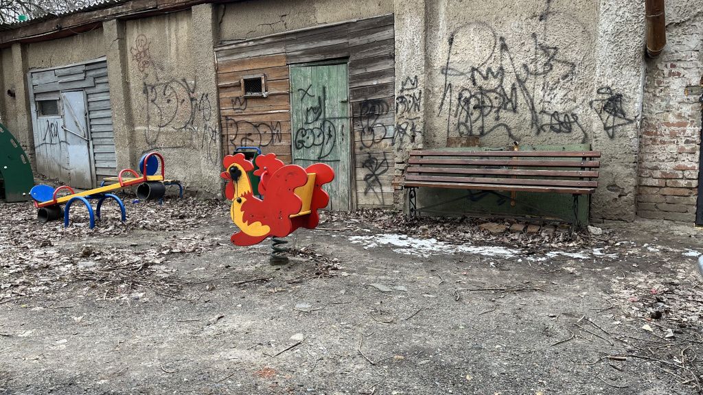В одном из ростовских дворов // Фото: «Эксперт Юг» В одном из ростовских дворов // Фото: «Эксперт Юг»