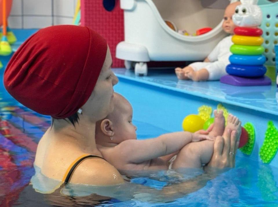 Габриэлла Гончарова бассейны.jpg