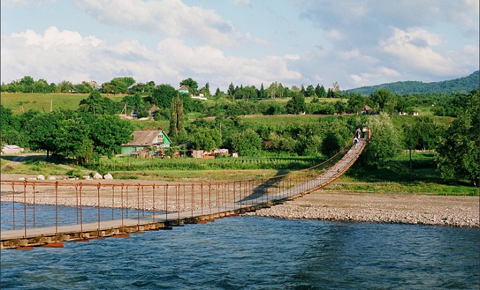 Мост через реку Белая в Даховской.jpg