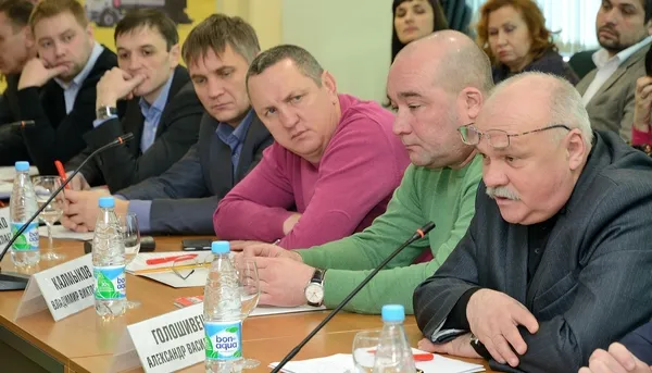 Донские дорожники пытаются найти выход из сложных экономических условий в отрасли Донские дорожники пытаются найти выход из сложных экономических условий в отрасли