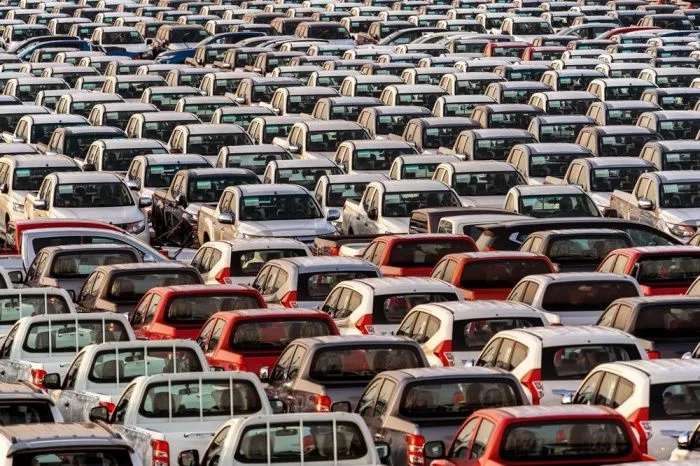 Российский авторынок могут покинуть до десяти китайских брендов Российский авторынок могут покинуть до десяти китайских брендов