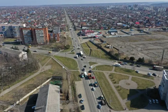 В Майкопе реконструируют одну из ведущих магистралей города В Майкопе реконструируют одну из ведущих магистралей города