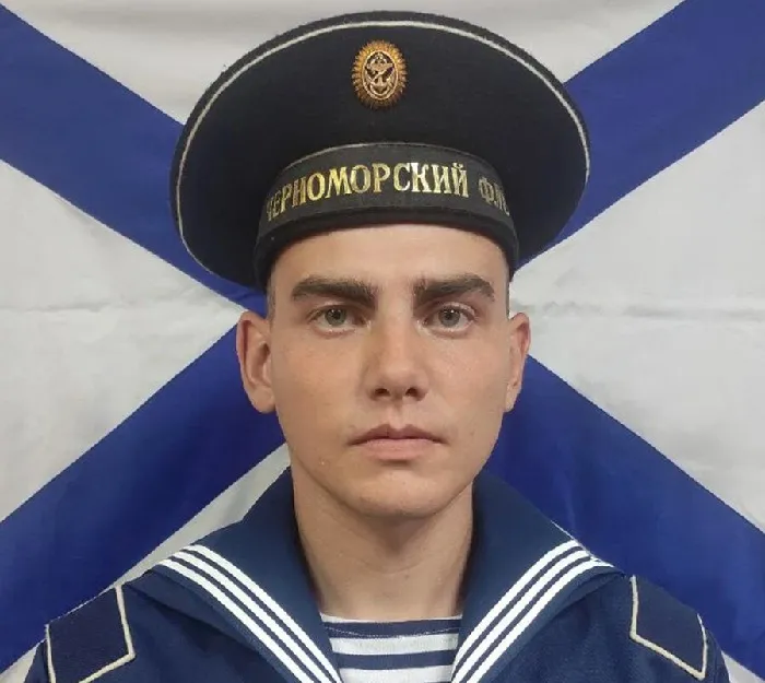 В Севастополе представили к госнаграде обнаружившего беспилотник матроса В Севастополе представили к госнаграде обнаружившего беспилотник матроса