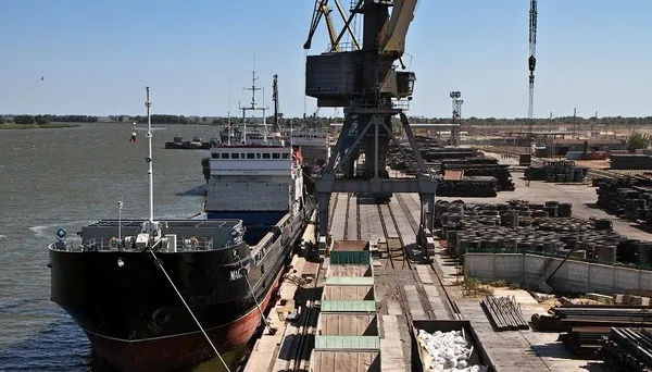 Минтранс сэкономит на развитии южных портов Минтранс сэкономит на развитии южных портов