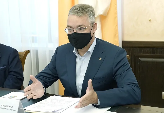 Губернатор Ставрополья отправил в отставку трех зампредов правительства региона Губернатор Ставрополья отправил в отставку трех зампредов правительства региона