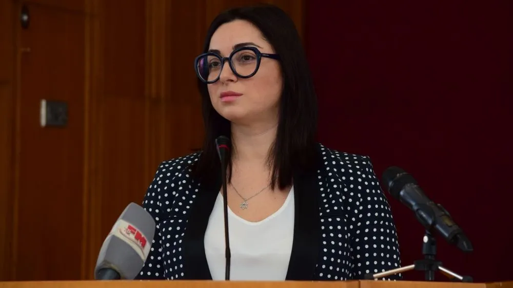 Глава Крыма Сергей Аксенов назначил врио руководителя Госкомрегистра республики Глава Крыма Сергей Аксенов назначил врио руководителя Госкомрегистра республики