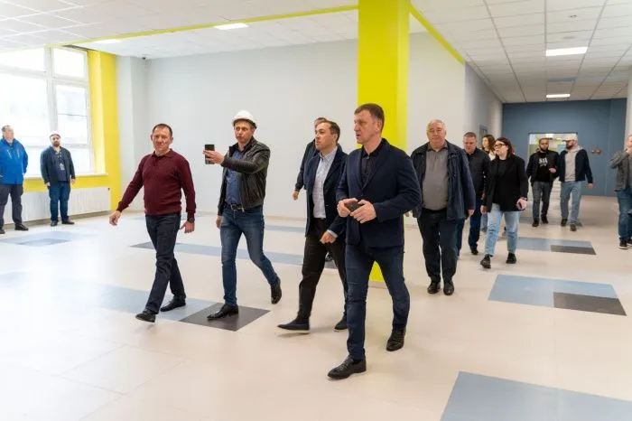 Мэр Краснодара посетил школу в микрорайоне «Родные Просторы» Мэр Краснодара посетил школу в микрорайоне «Родные Просторы»