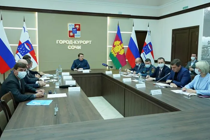 Собственникам поврежденных оползнем домов в Сочи выплатят компенсации Собственникам поврежденных оползнем домов в Сочи выплатят компенсации