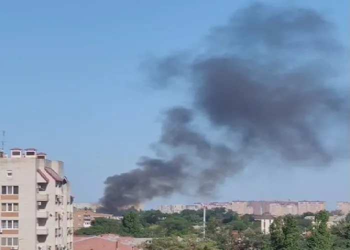 В Ростове произошел пожар в многоквартирном доме В Ростове произошел пожар в многоквартирном доме