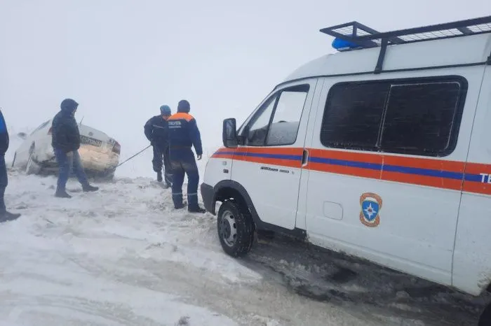 В пяти муниципалитетах Ростовской области власти ввели режим ЧС из-за снегопада В пяти муниципалитетах Ростовской области власти ввели режим ЧС из-за снегопада