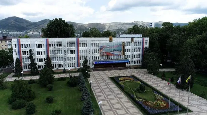 В Новороссийске на месте бывшего рыбзавода построят гостиничный комплекс В Новороссийске на месте бывшего рыбзавода построят гостиничный комплекс