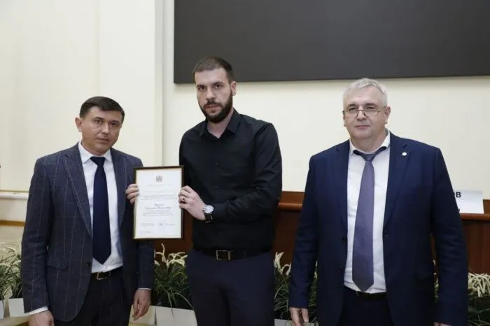 Замглавы администрации Ростова-на-Дону по ЖКХ Алексей Пикалов ушел в отставку с 28 апреля Замглавы администрации Ростова-на-Дону по ЖКХ Алексей Пикалов ушел в отставку с 28 апреля