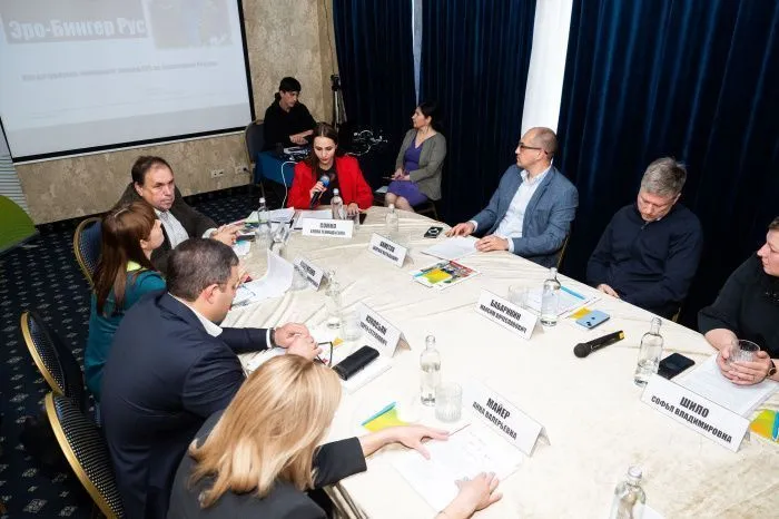 Выездной круглый стол делового медиа «Эксперт Юг»  в рамках проекта «Южное виноделие»  «Южнороссийское вино в 2024 году:  кризис перепроизводства или рост?» Выездной круглый стол делового медиа «Эксперт Юг»  в рамках проекта «Южное виноделие»  «Южнороссийское вино в 2024 году:  кризис перепроизводства или рост?»