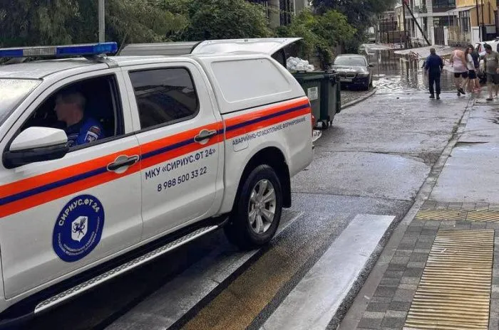 В Сочи после атаки БПЛА погибли два человека В Сочи после атаки БПЛА погибли два человека